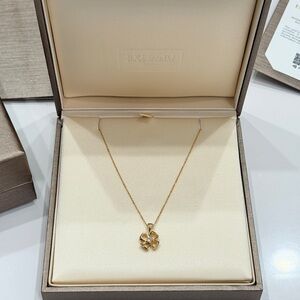 Bulgari Fiorever Necklace 18k gold